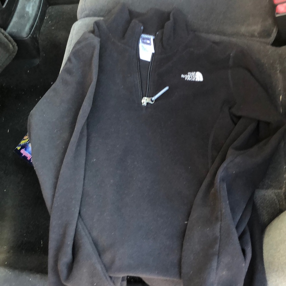 Women’s north face half zip sweater